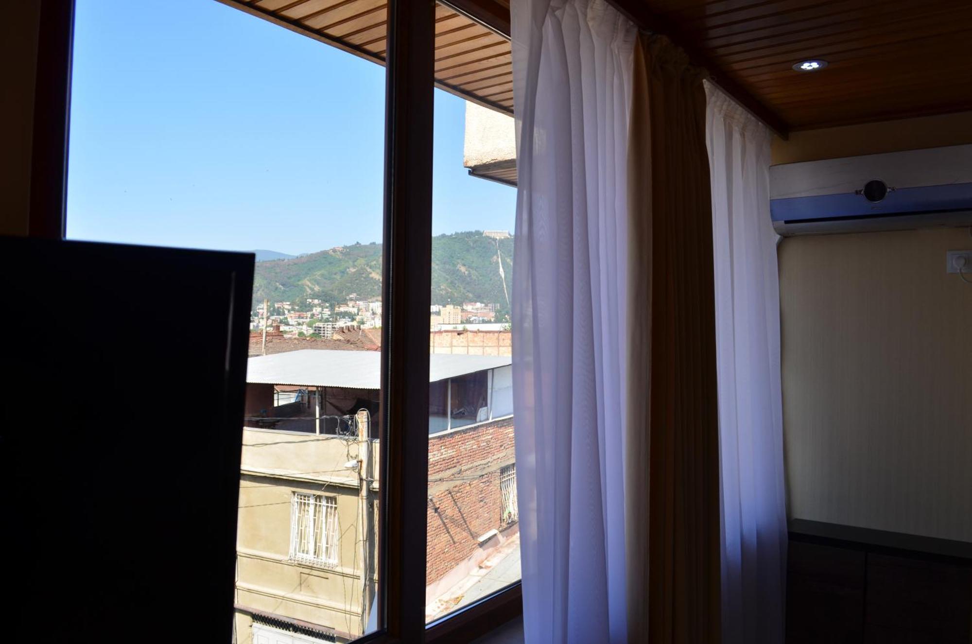 Bonus Hotel Tbilisi Zimmer foto