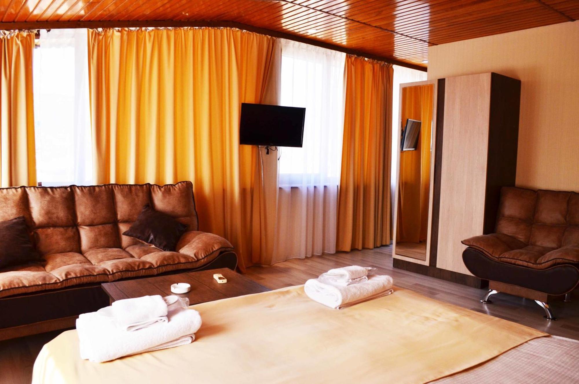 Bonus Hotel Tbilisi Zimmer foto