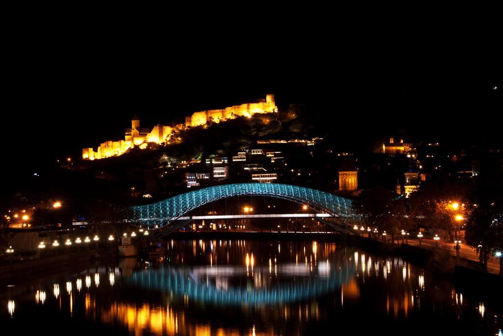 Bonus Hotel Tbilisi Exterior foto