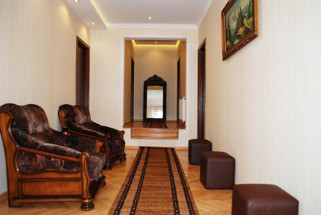 Bonus Hotel Tbilisi Exterior foto